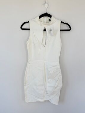 Sleeveless ivory Keyhole Bodycon Dress